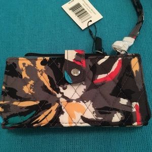 Vera Bradley Smartphone Wristlet Splash Floral